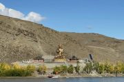 В Туве продолжается подготовка к ритуалу освящения шестнадцатиметровой статуи Будды Шакьямуни