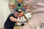 Продолжается работа над созданием статуй для главного монастыря Тувы «Тубтен Шедруб Линг»