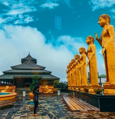 Шри-Ланка. Буддийский храм Нэллигала