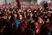 Некоторые из примерно 65 000 человек, собравшихся на учения Его Святейшества Далай-ламы на площадке Калачакры. Бодхгая, штат Бихар, Индия. 29 декабря 2022 г. Фото: Тензин Чойджор (офис ЕСДЛ).