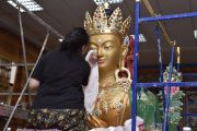 В Центральном хуруле Калмыкии завершены работы по росписи статуи Майтреи