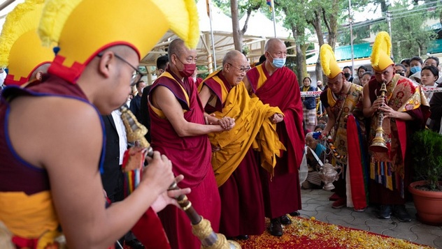 В Дхарамсале состоялся молебен о долголетии Далай-ламы