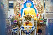 Его Святейшество Далай-лама обращается к слушателям во время заключительного дня учений, организованных по просьбе тайваньских буддистов. Дхарамсала, штат Химачал-Прадеш, Индия. 4 октября 2023 г. Фото: Тензин Чойджор (офис ЕСДЛ).