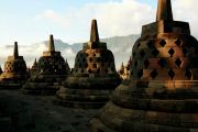 Фоторепортаж. Тай Ситу Ринпоче посетил храмовый комплекс Боробудур в Индонезии
